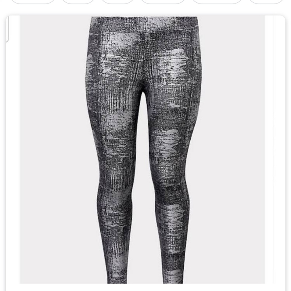 Torrid silver foil knit legging
